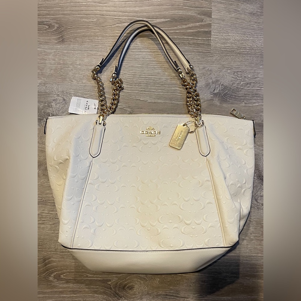 NWT Cream/Gold detail Coach Bag